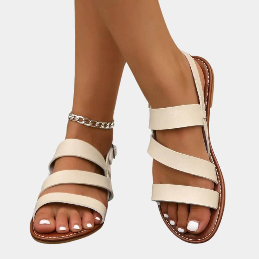Sara – Platte Zomer Sandalen voor Dames met Meerdere Bandjes en Gespsluiting