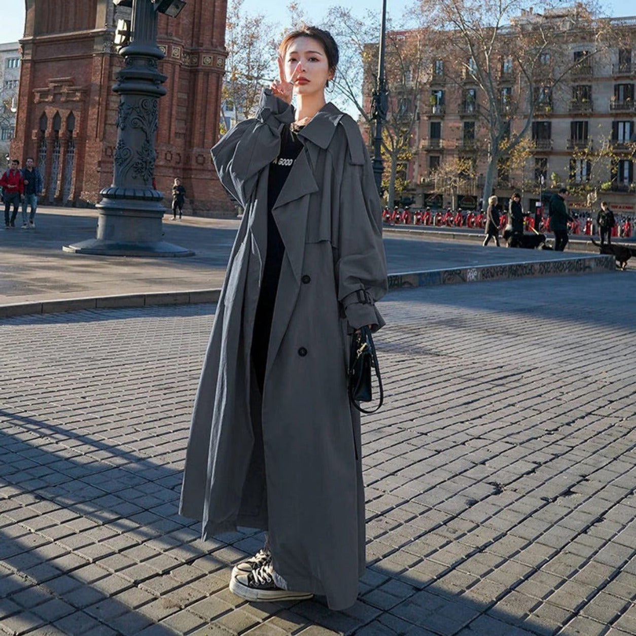 Dames Oversized Lange Trenchcoat met Strikceintuur en Reverskraag