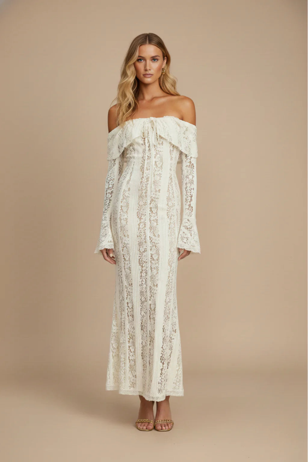 Kanten Maxi Jurk met Off-Shoulder en Lange Mouwen