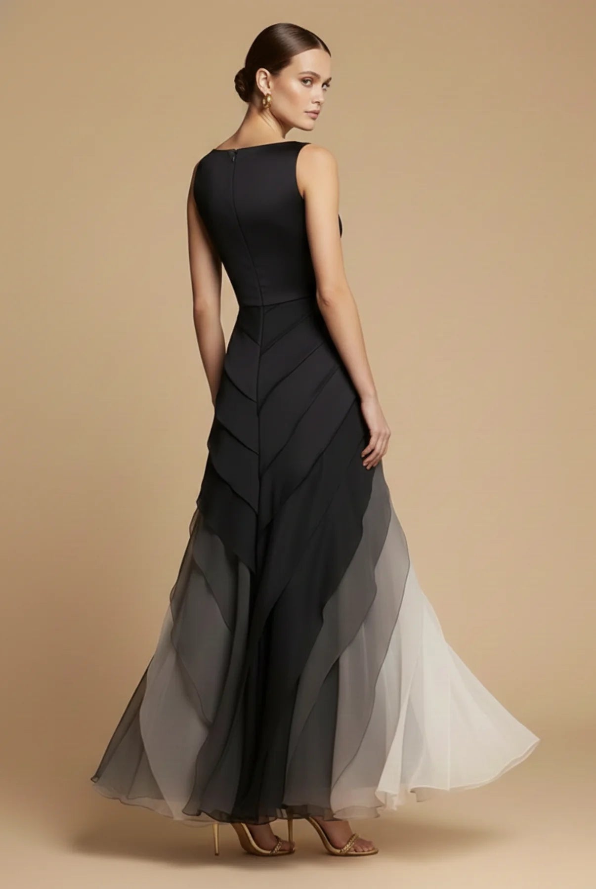 Maxi Jurk met Bootshals en Ombre Chiffon Rok