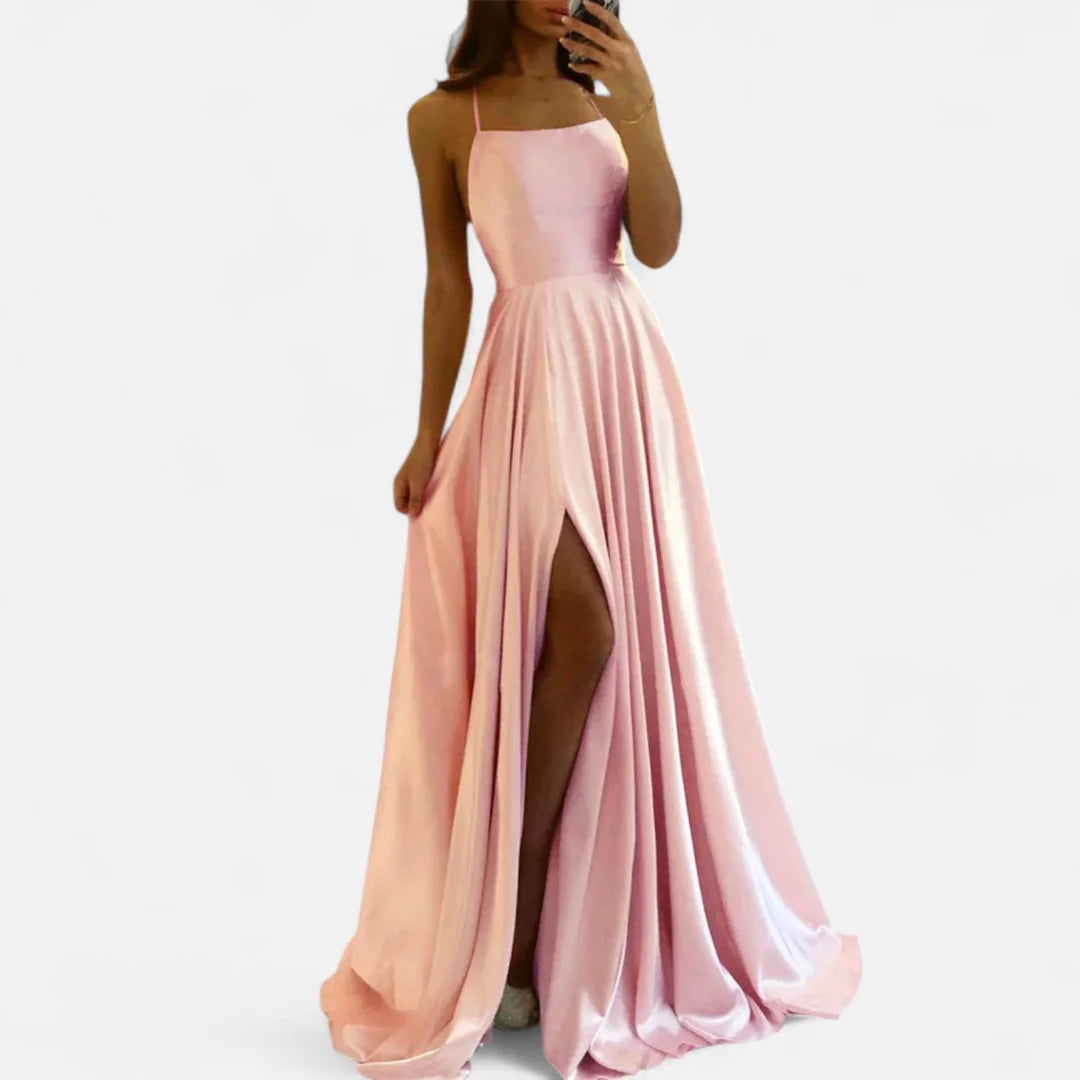 Maxi Jurk met Satijnlook en Zijsplit