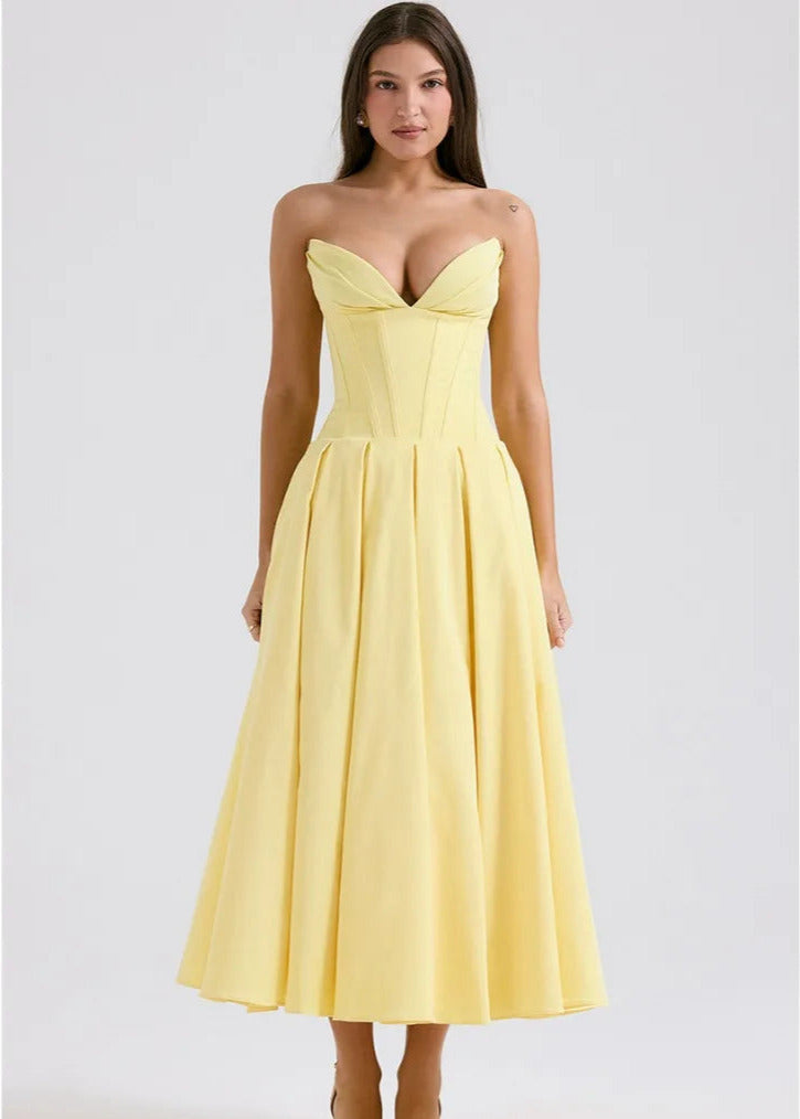 Isabella Strapless Jurk – Zwarte A-lijn jurk zonder bandjes
