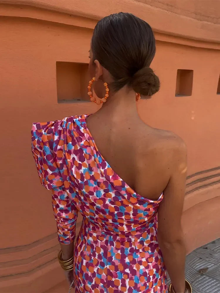 Elodie Asymmetrische Jurk – One-Shoulder met Kleurrijke Print