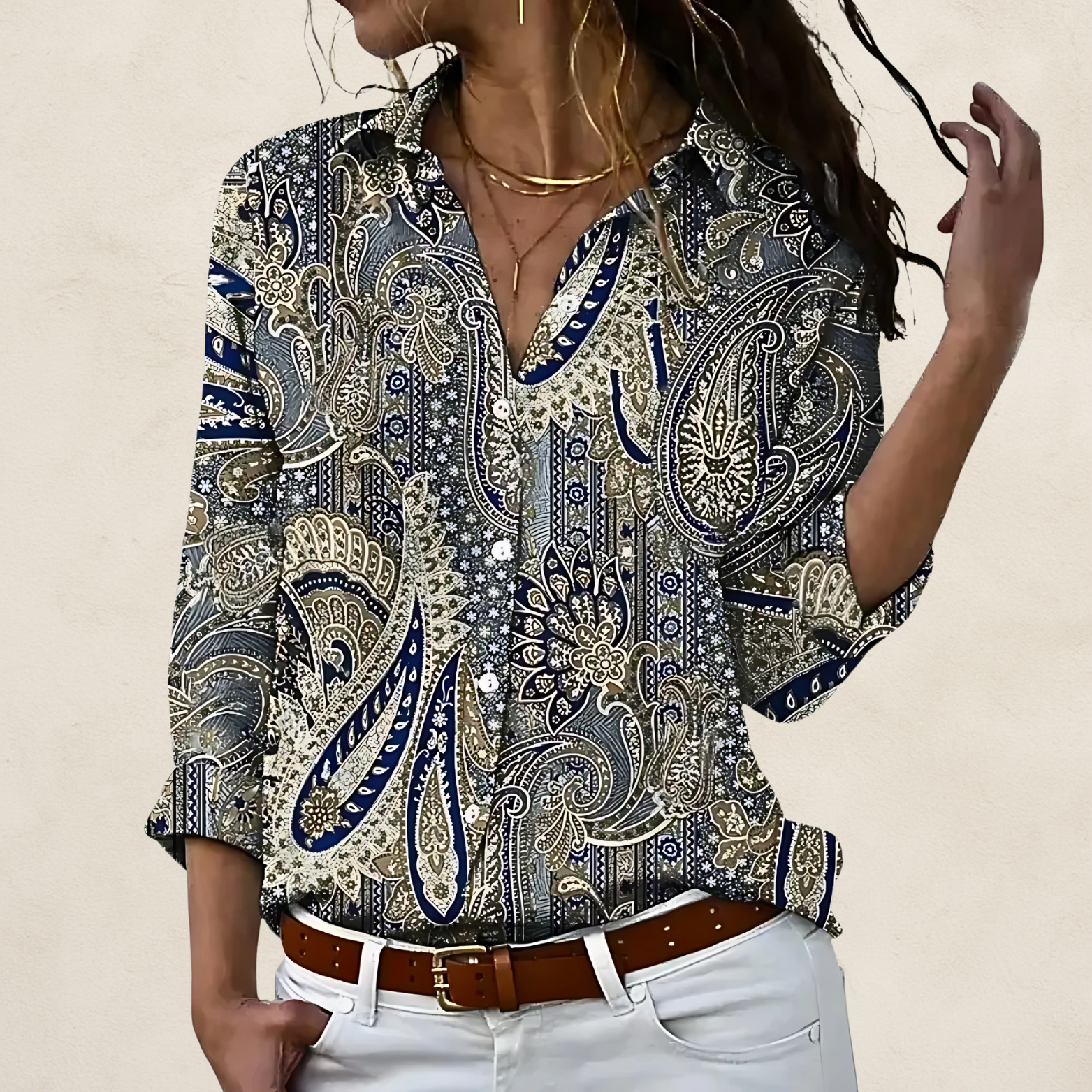 Dames blouse met V-hals, knoopsluiting en print