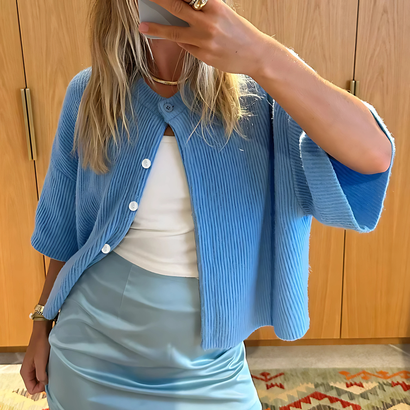 Damesvest met korte mouwen en knoopsluiting