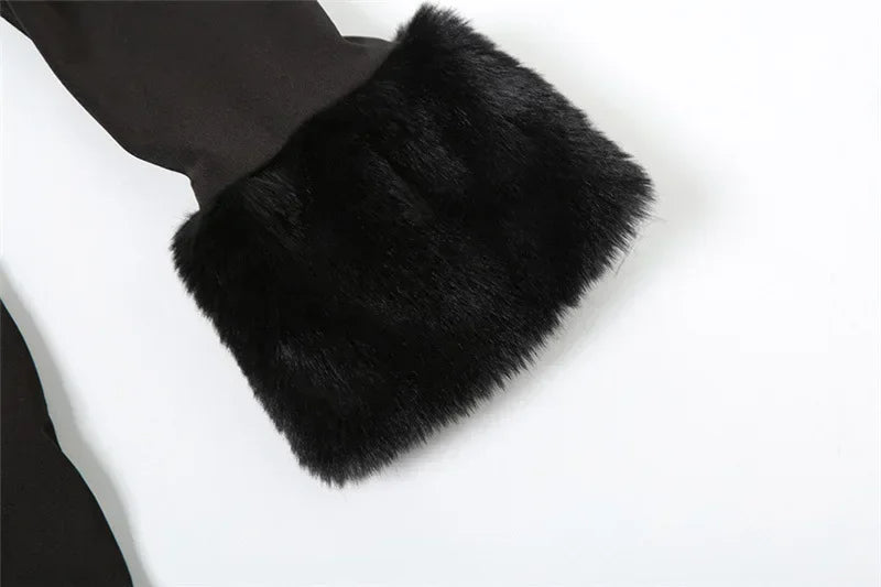 Eva - Elegante en Stretchy Furry Off-Shoulder Jurk