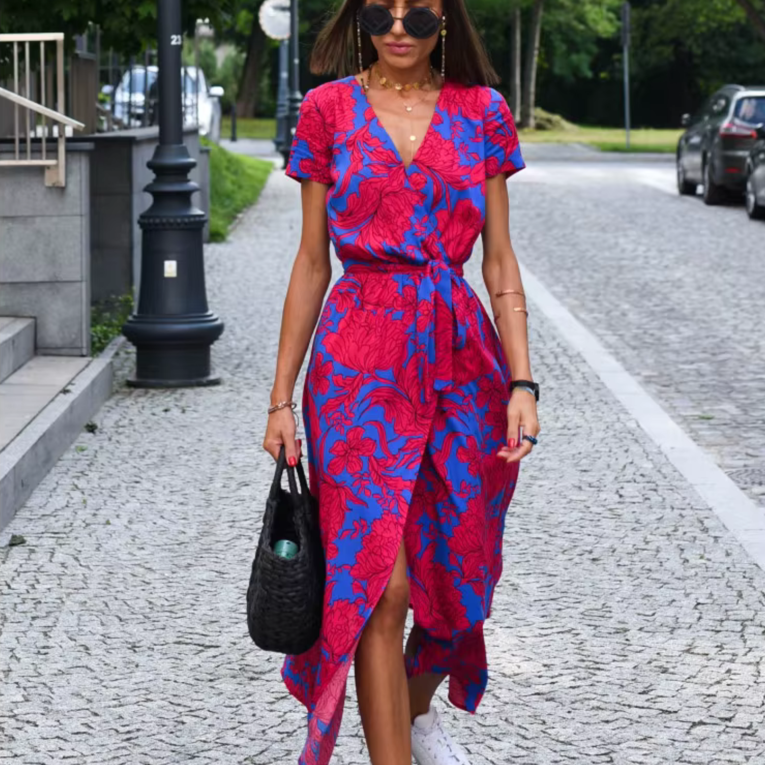 Serena – Enkellange Zomerjurk met Bloemenprint & V-hals