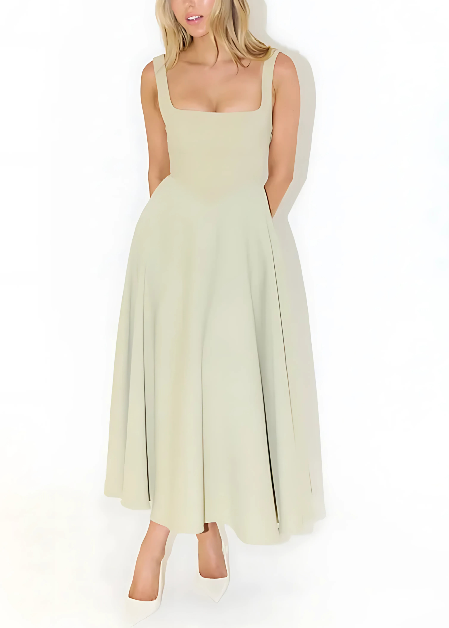 Dames maxi jurk met brede bandjes en vierkante hals