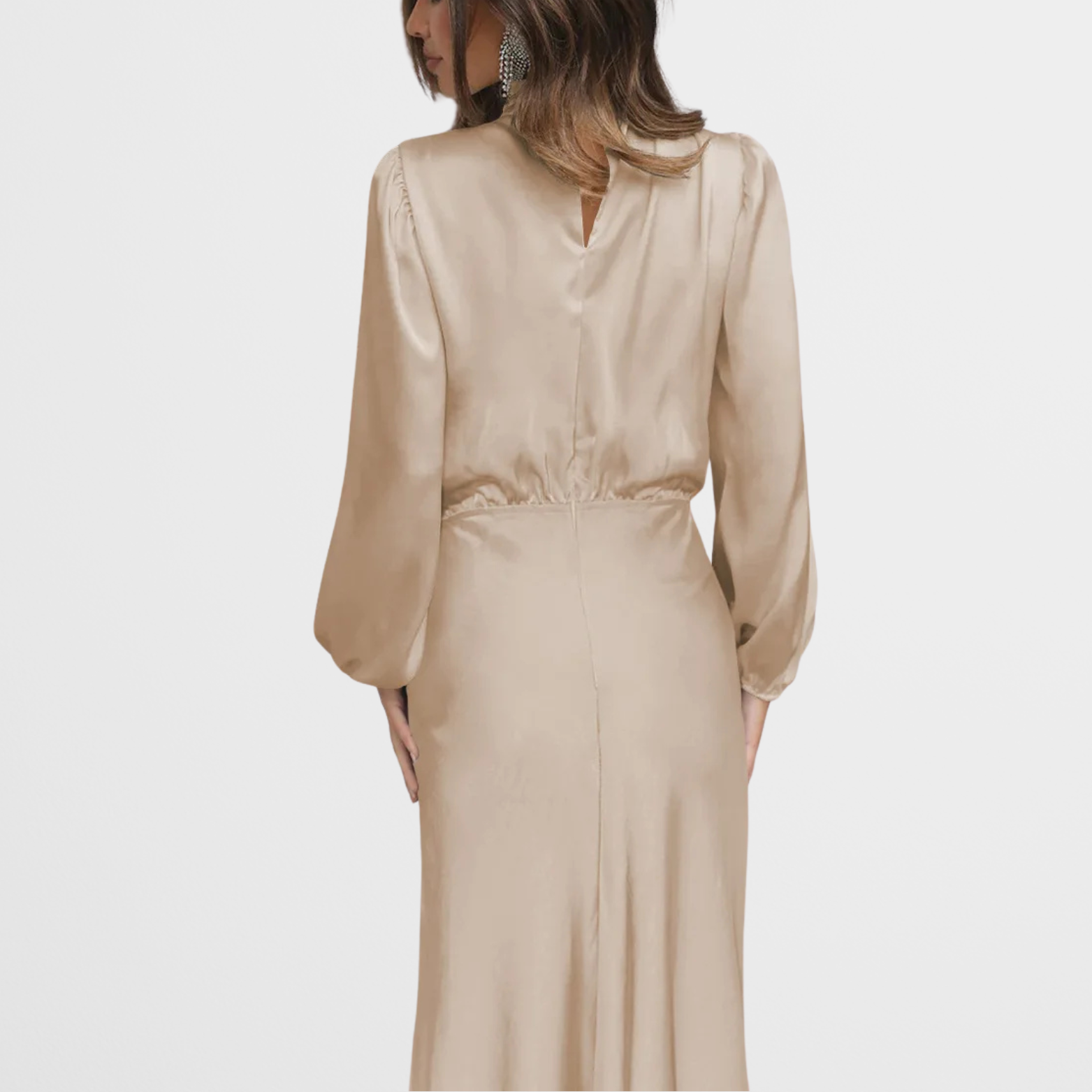 Satijnlook midi-jurk met hoge hals en lange mouwen