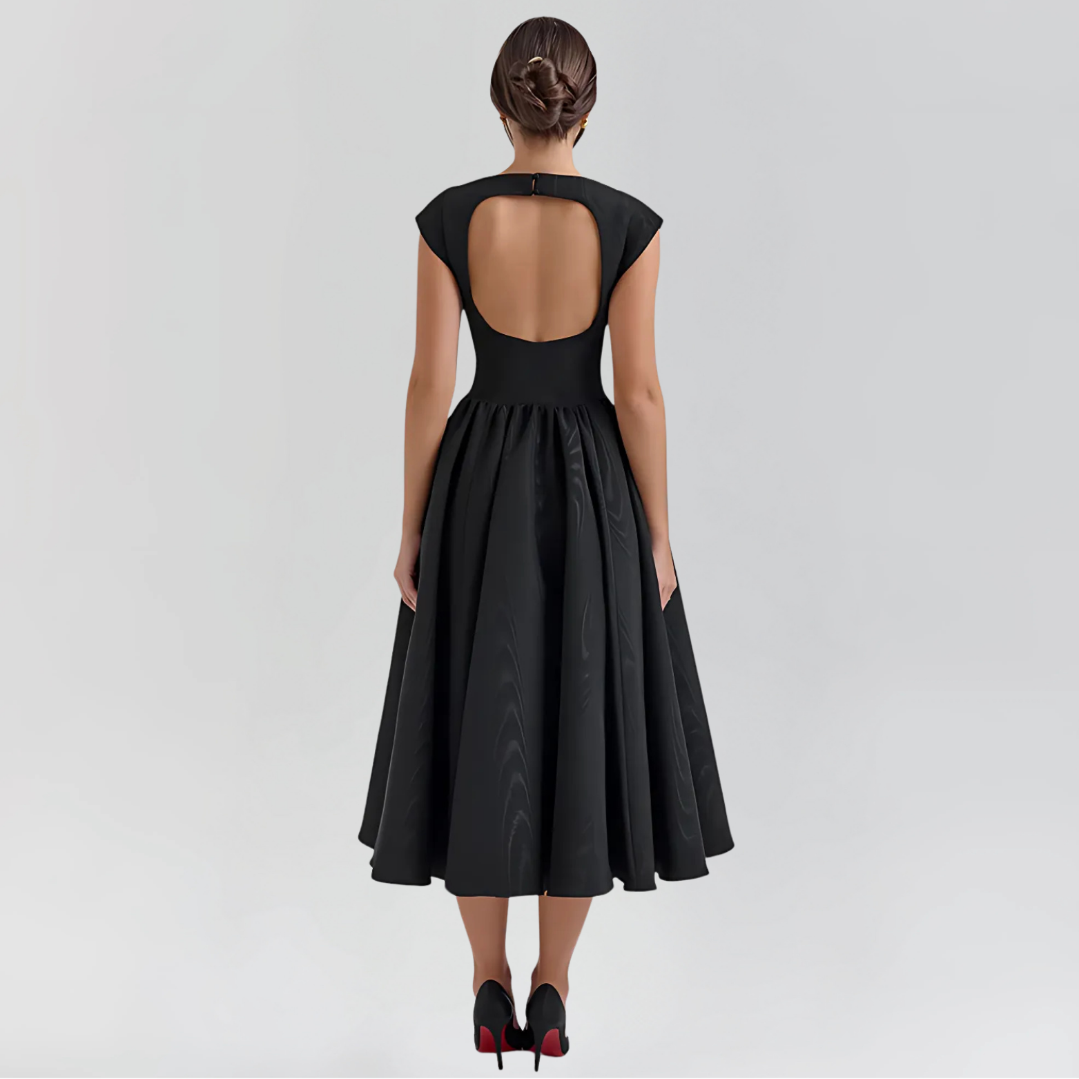 Midi-jurk met boothals en open rug