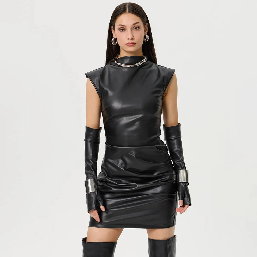 Valeria Leer-jurk met asymmetrische halslijn