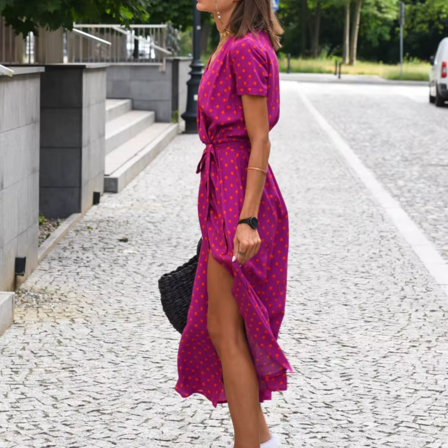 Serena – Enkellange Zomerjurk met Bloemenprint & V-hals