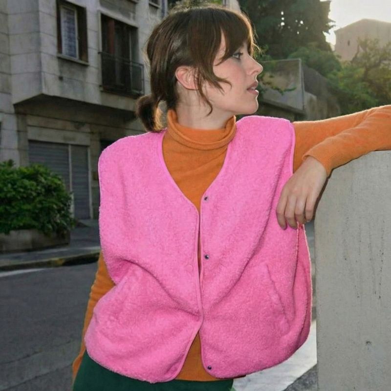 Bodywarmer voor Dames met Teddy Structuur en Drukknopen