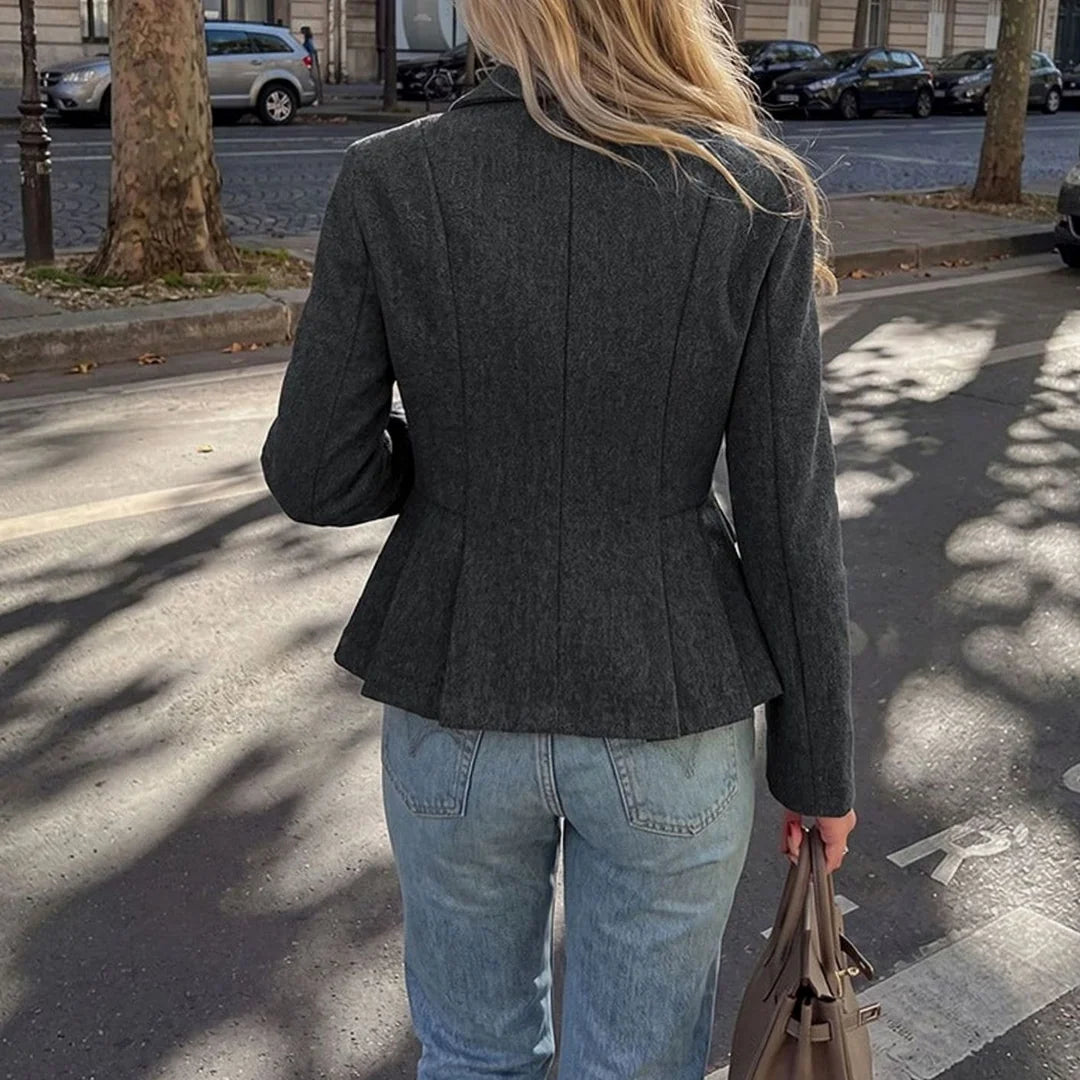 Dames Blazer met Reverskraag en Peplum Zoom