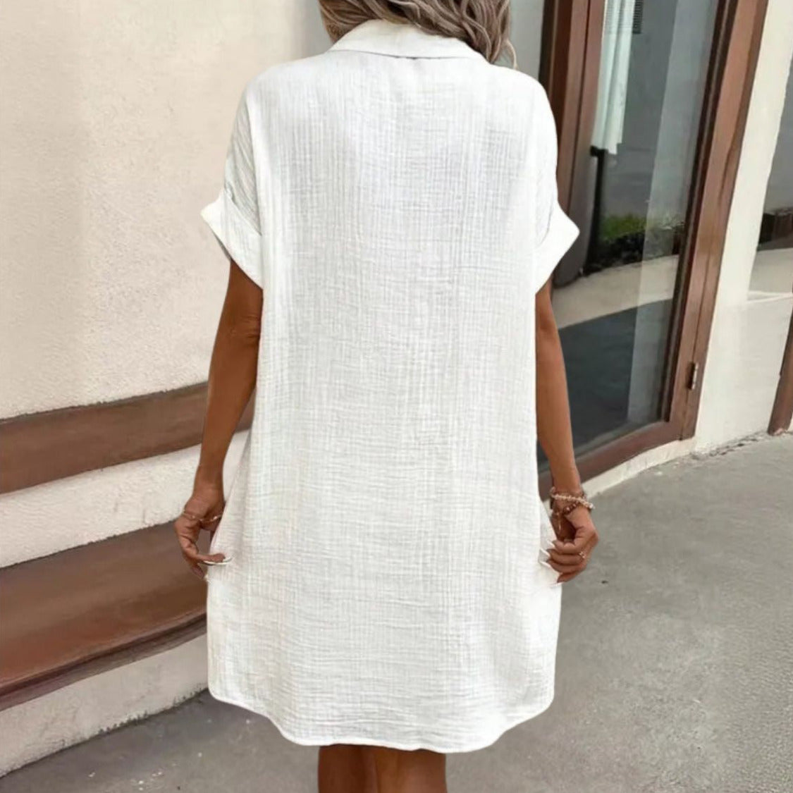 Dames Blousejurk met Knoopsluiting en Korte Mouwen