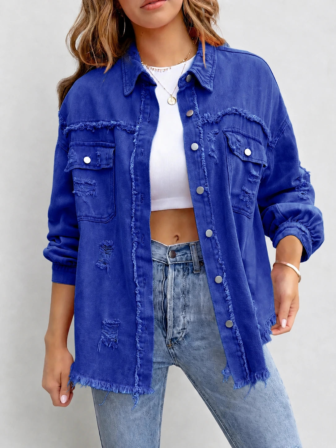 Dames Denim Jack met Gescheurde Details en Drukknopen