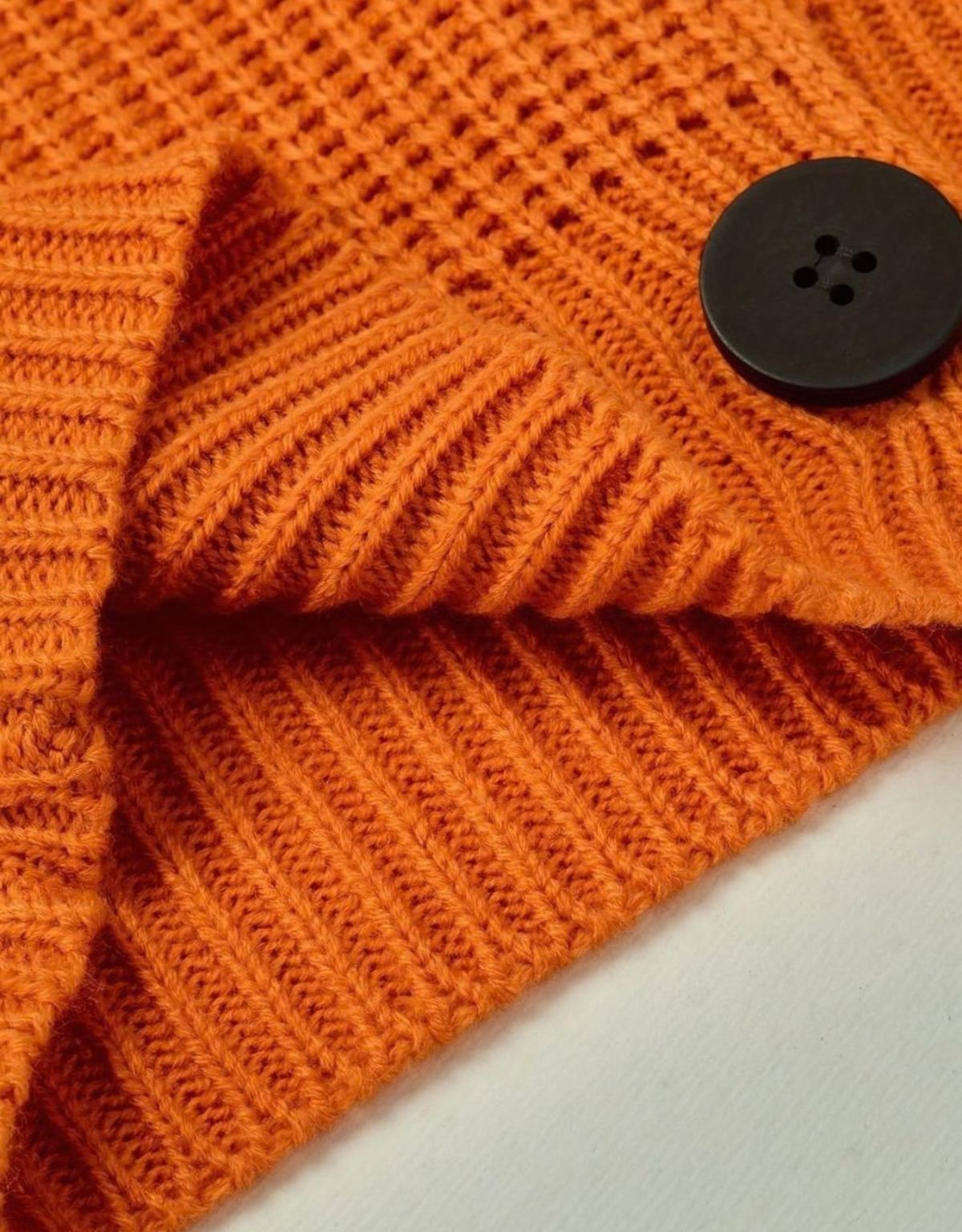 Dames Gebreid Vest met Omgeslagen Kraag en Knoopsluiting