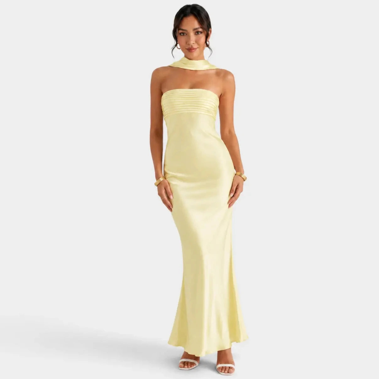 Dames Maxi Jurk met Halternek en Sjaaldetail