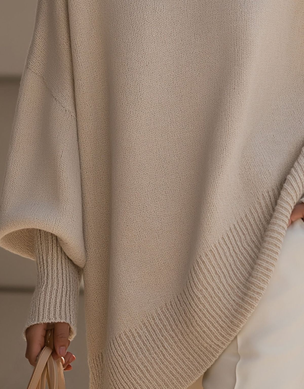 Dames Oversized Gebreide Trui met Asymmetrische Zoom en Ronde Hals