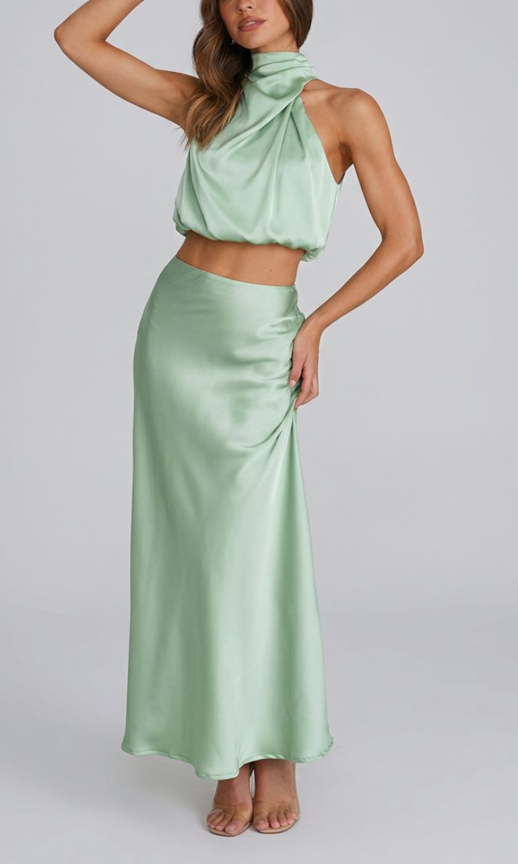 Tweedelige Dames Satijnlook Set met One Shoulder Top en Maxi Rok