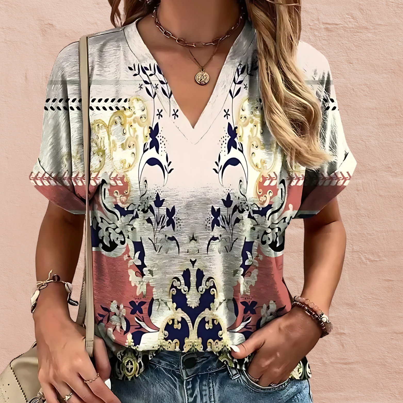 Dames zomerblouse met korte mouwen en print