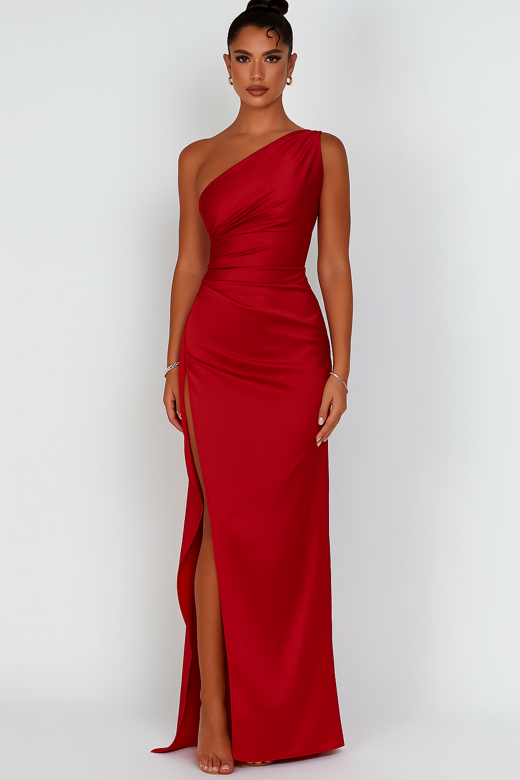Satijnen one-shoulder maxi jurk met elegante split